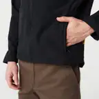 Ver foto 3: Campera softshell negro, detalle de la tela